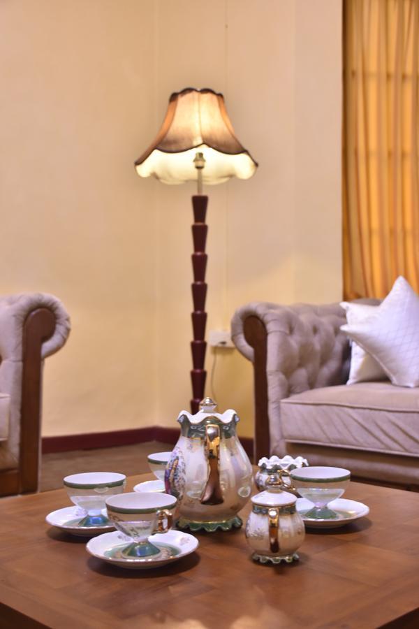 האטון Royal Majesty Bungalow מראה חיצוני תמונה